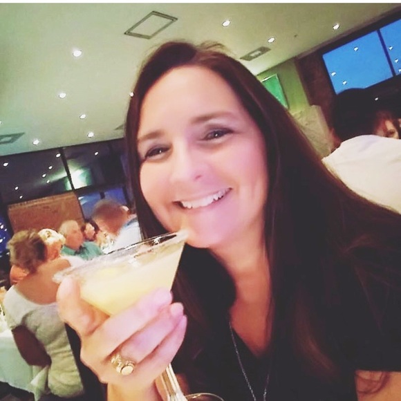 Follow me please! Top Rated ⭐️ - Picture 5 of 8